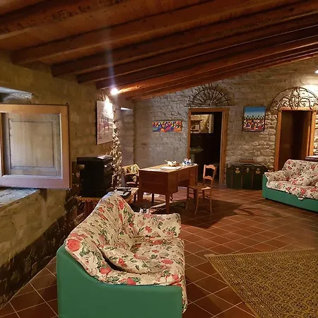 The Queen Country house *